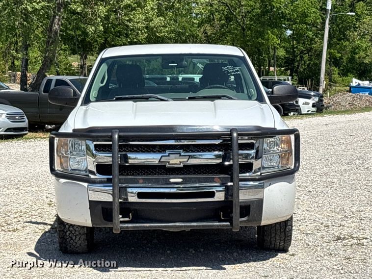 2012 Chevrolet Silverado 1500 Ext. Cab Pickup Truck - photo 2