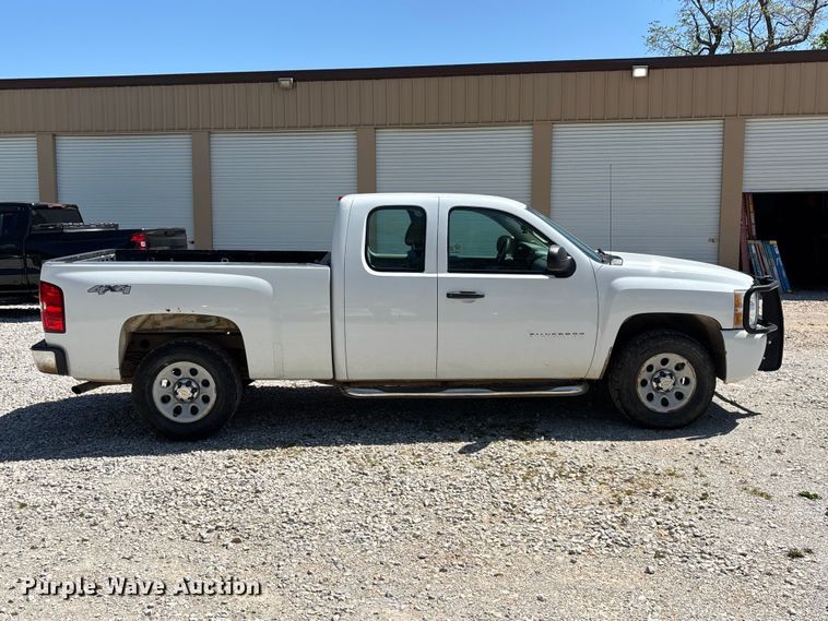 2012 Chevrolet Silverado 1500 Ext. Cab Pickup Truck - photo 4
