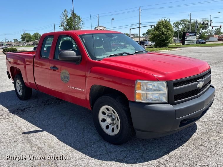 2008 Chevrolet Silverado 1500 Ext. Cab Pickup Truck - photo 3