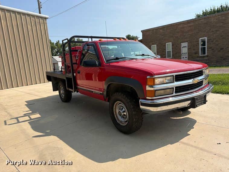 1996 Chevrolet K2500 Flatbed Pickup Truck - photo 3