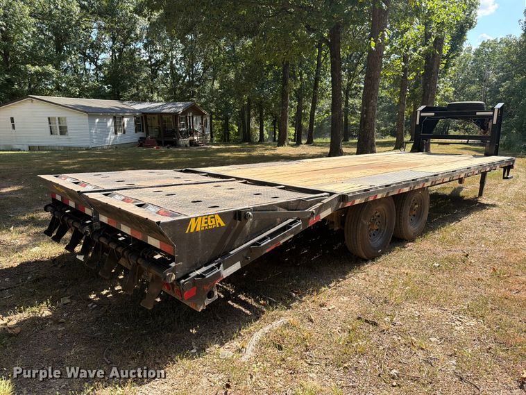 2022 Big Tex 14GN-20BK+5MR Equipment Trailer - photo 5