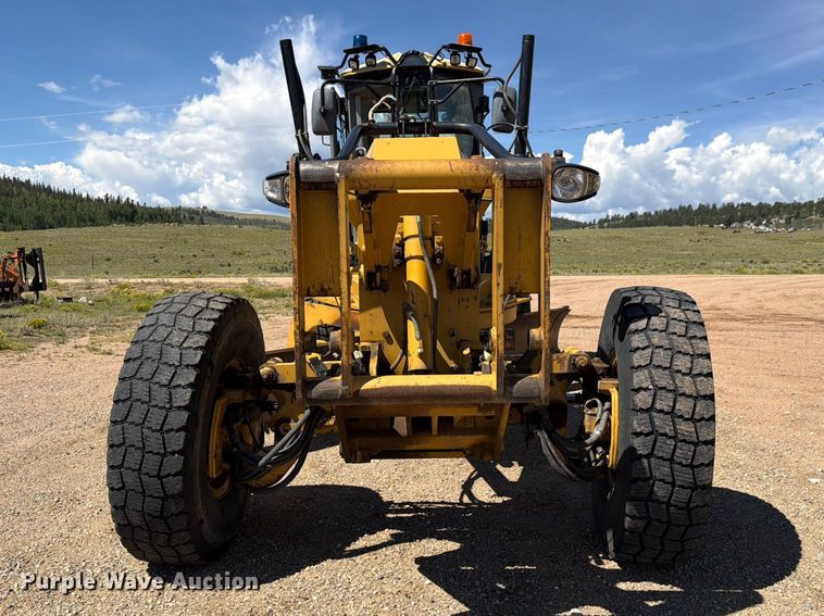 2008 Caterpillar 140M Motor Grader - photo 2