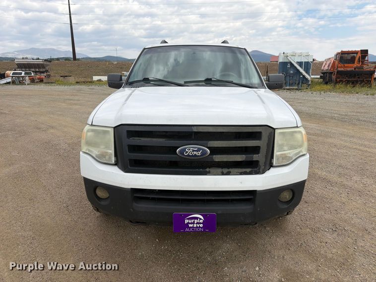 2010 Ford Expedition SUV - photo 2