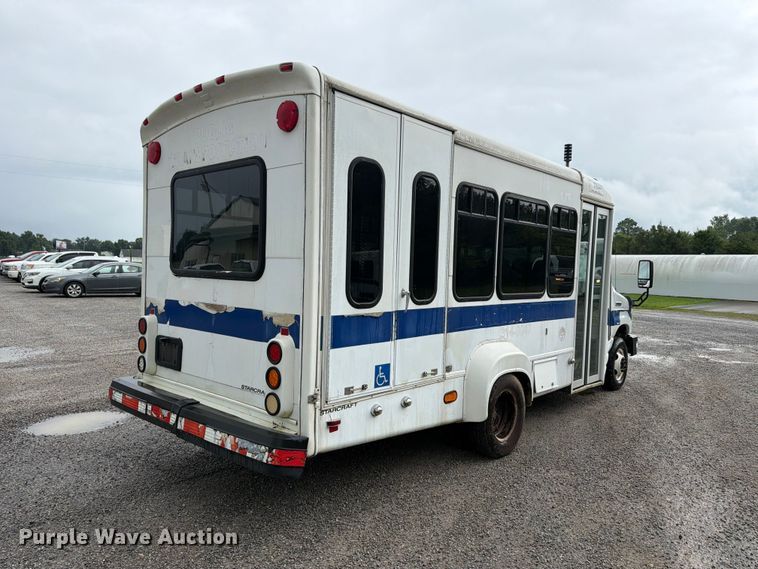 2010 Starcraft Starlite Shuttle Bus - photo 5