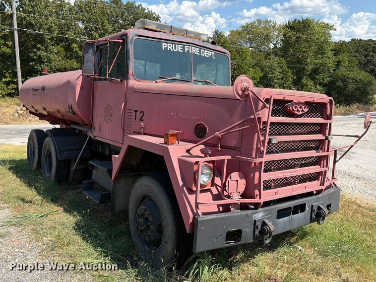 1983 AM General M915-A1 Water Truck - photo 3