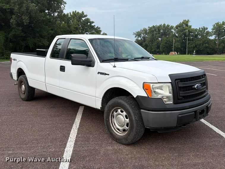 2014 Ford F150 Ext. Cab Pickup Truck - photo 3