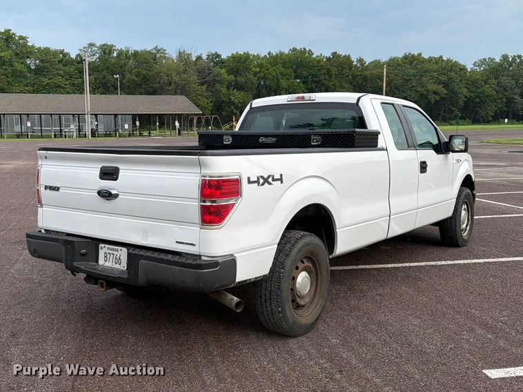 2014 Ford F150 Ext. Cab Pickup Truck - photo 5