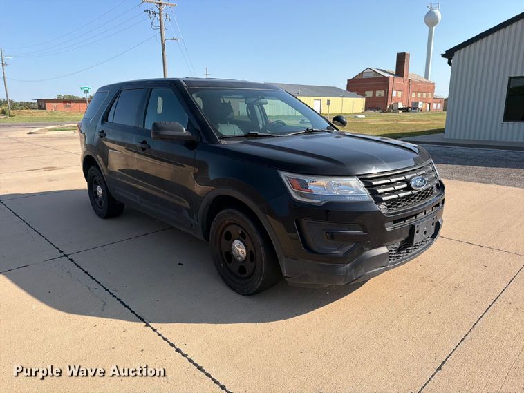 2017 Ford Explorer Police Interceptor SUV - photo 3