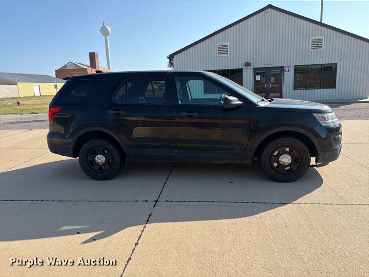 2017 Ford Explorer Police Interceptor SUV - photo 4