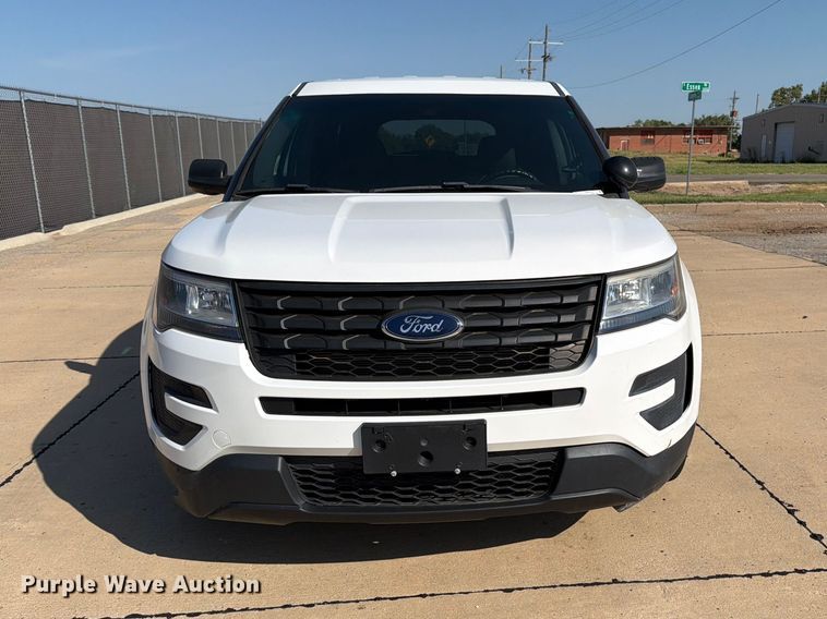 2017 Ford Explorer Police Interceptor SUV - photo 2