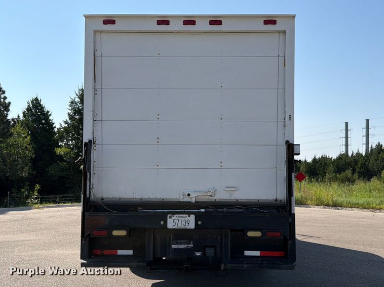 1998 GMC C6500 Box Truck - photo 5