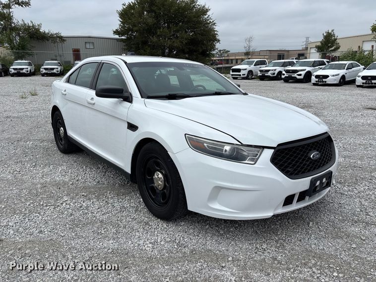 2017 Ford Taurus Police Interceptor - photo 3