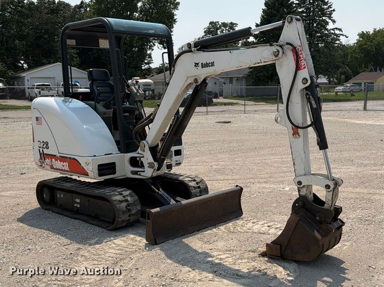 2002 Bobcat 328D Mini Excavator - photo 3