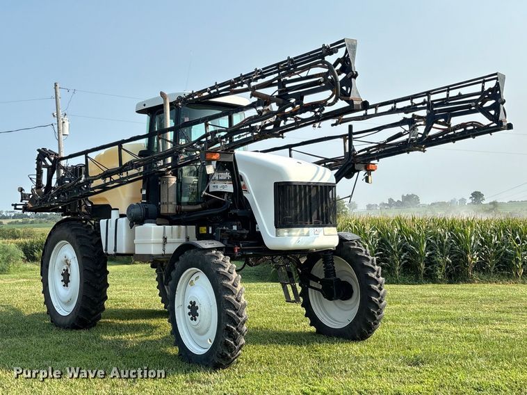 Spra-Coupe 7650 Sprayer - photo 3