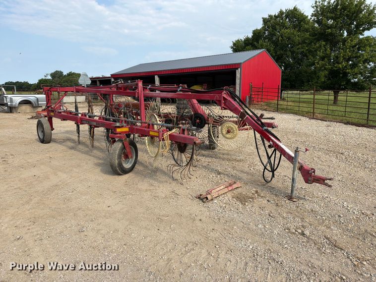 Case IH WRX301 Hay Rake - photo 3