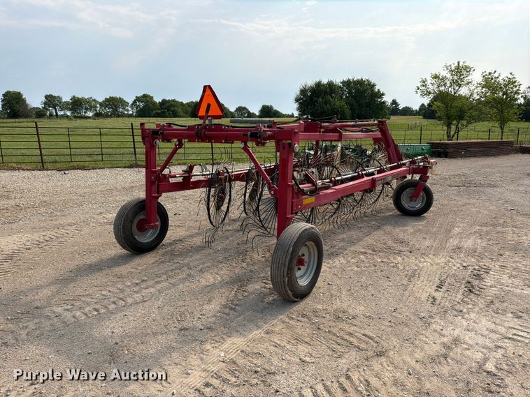Case IH WRX301 Hay Rake - photo 5