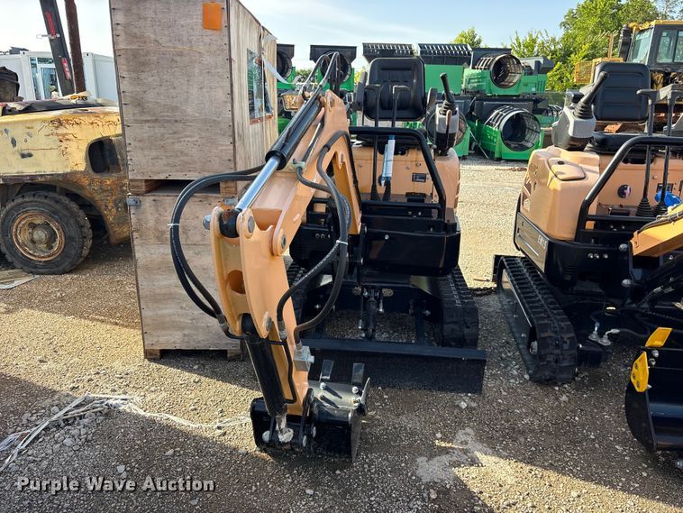 2024 Erie EM15 Mini Excavator - photo 2