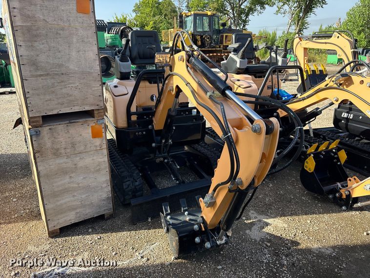 2024 Erie EM15 Mini Excavator - photo 3