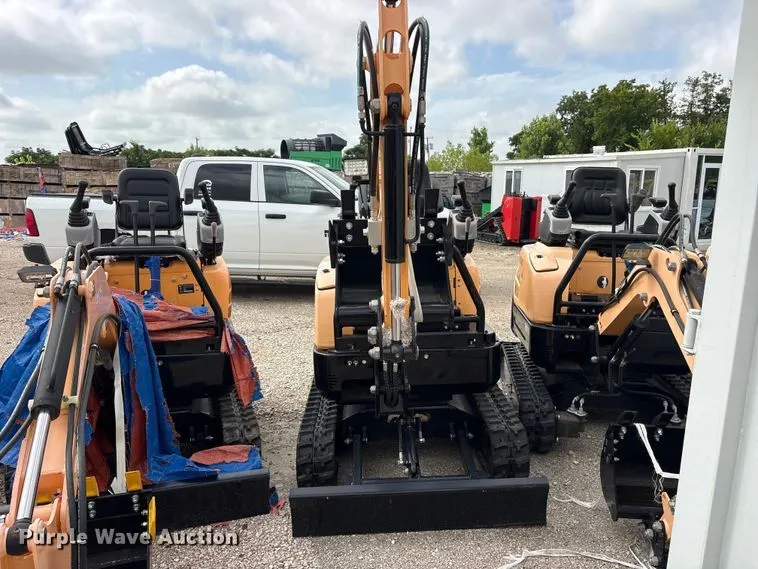 2024 Erie EM15 Mini Excavator