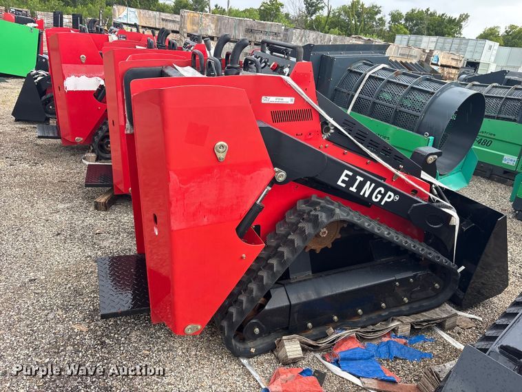 Erie SCL850 Compact Utility Loader - photo 5