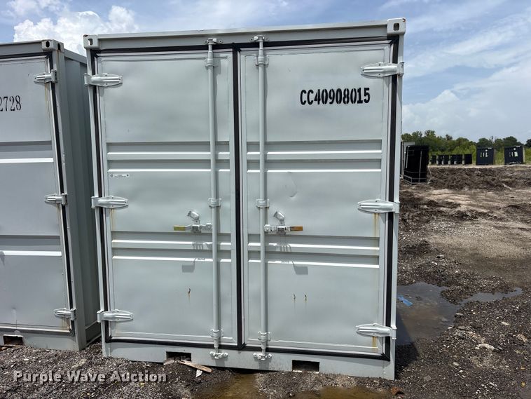 Shipping Container - photo 2