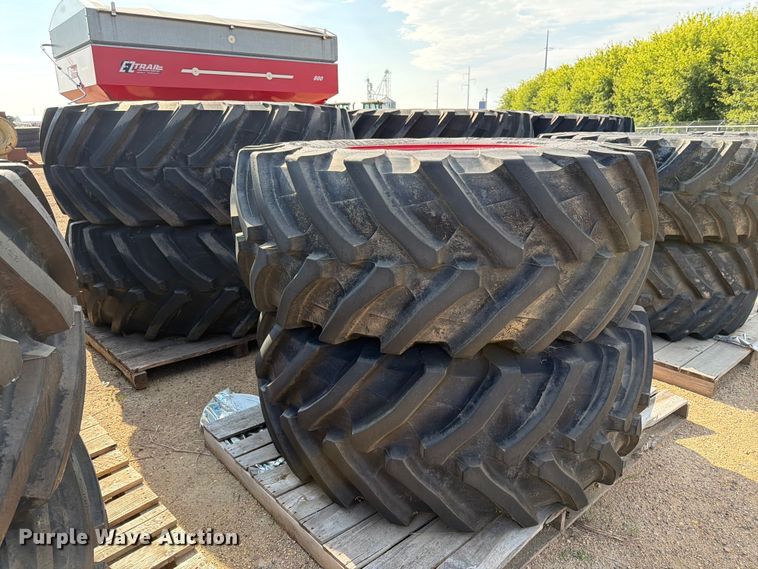 (4) Fendt 1050 Tractor Tires And Wheels - photo 3