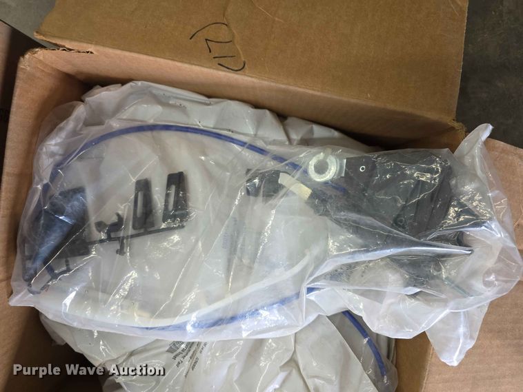 (17) Keeton Universal Short Low Profile WaveVision Firmer Tail And Universal Brackets - photo 2