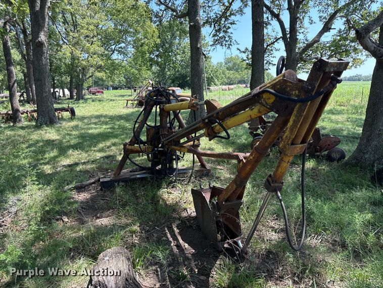 Scout Backhoe Attachment - photo 3