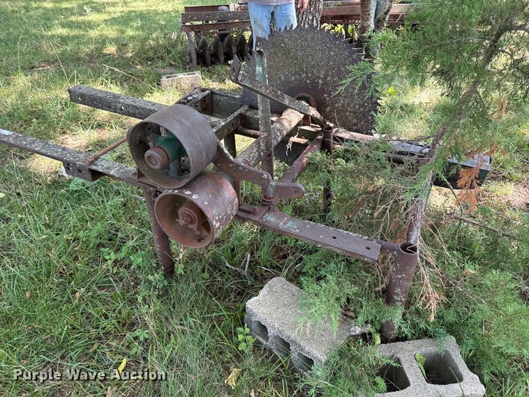 Buzz Saw - photo 5
