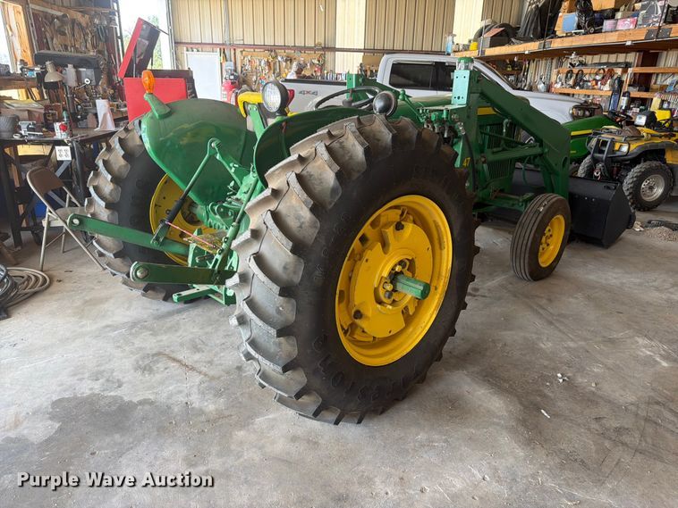 1966 John Deere 2020 Tractor - photo 5