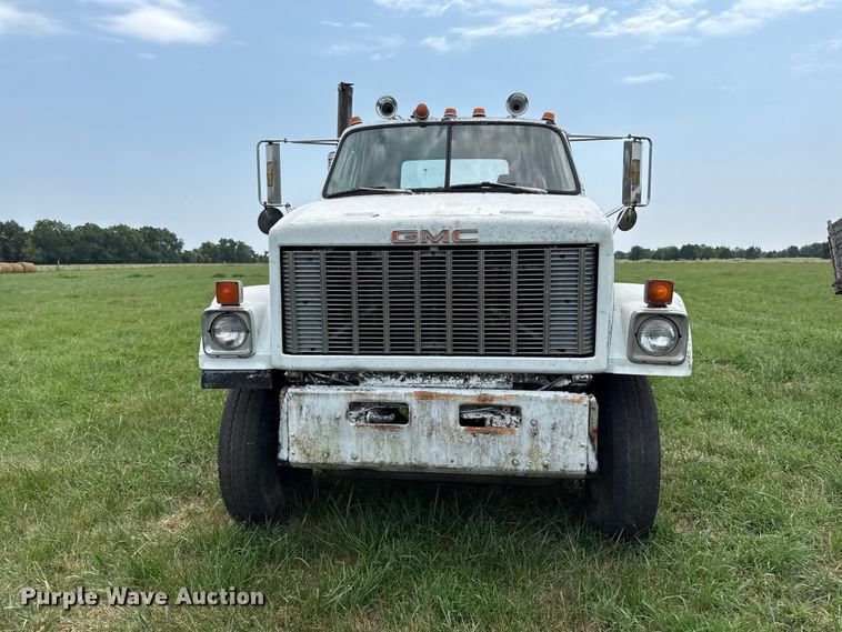 1984 GMC Brigadier Semi Truck - photo 2