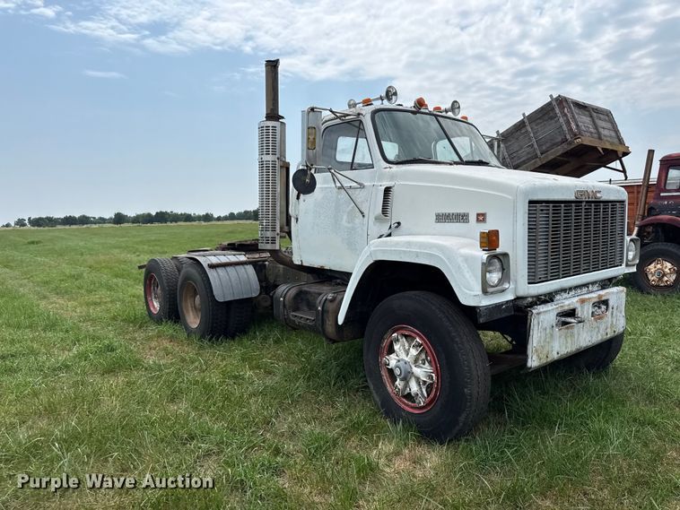 1984 GMC Brigadier Semi Truck - photo 3