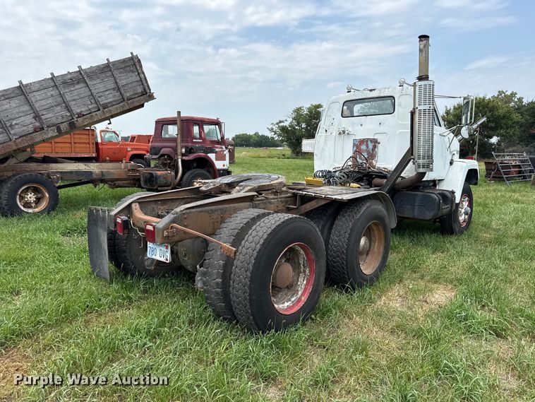1984 GMC Brigadier Semi Truck - photo 5