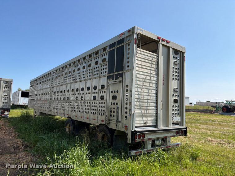 2006 M.H. Eby, Inc Livestock Trailer - photo 3