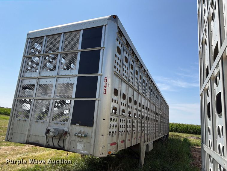 2006 M.H. Eby, Inc Livestock Trailer - photo 4