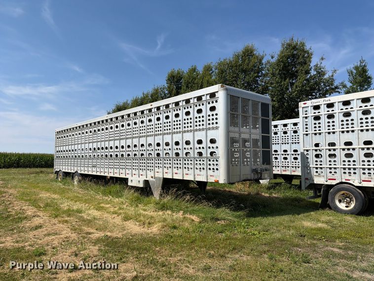 2006 M.H. Eby, Inc Livestock Trailer - photo 5