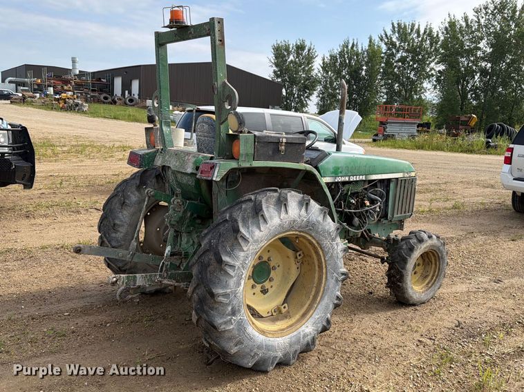 1993 John Deere 870 MFWD Tractor - photo 5