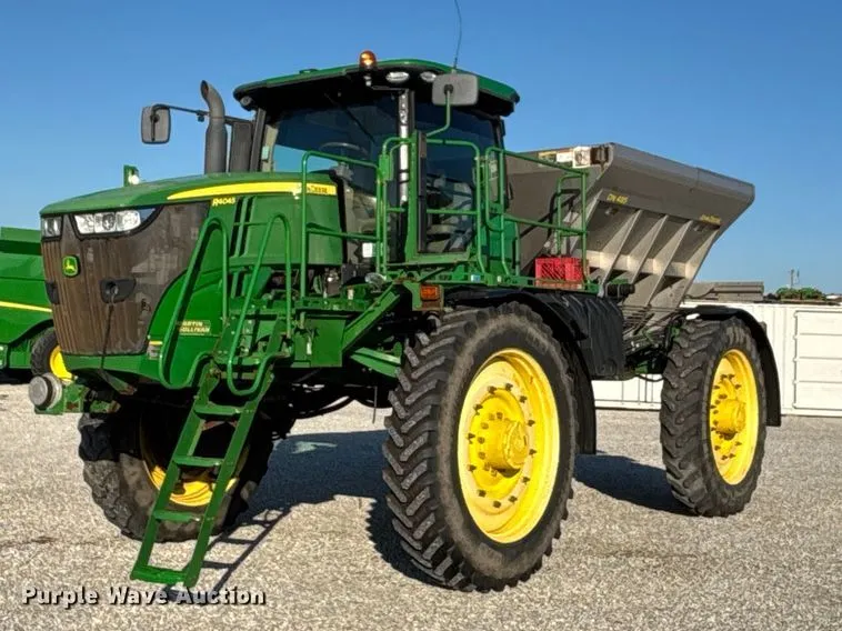 2018 John Deere R4045 Dry Fertilizer Applicator