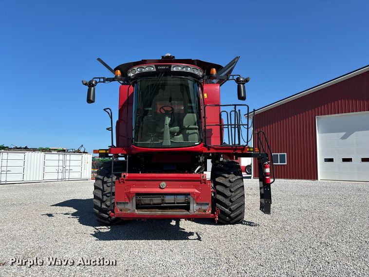 2014 Case IH 5140 Axial-Flow AFS Combine - photo 2