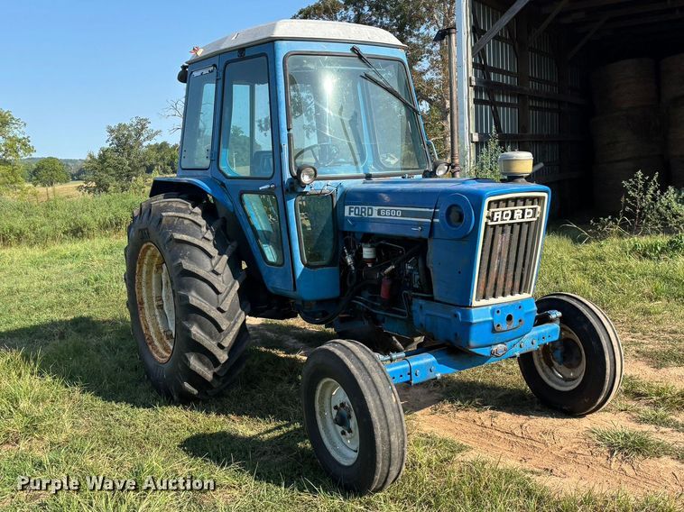 1976 Ford 6600 Tractor - photo 3