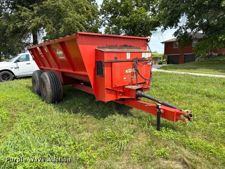 Kuhn Knight 8124 Manure Spreader - photo 3