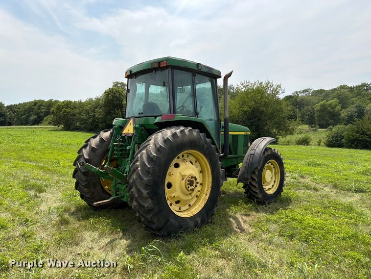 1998 John Deere 7410 MFWD Tractor - photo 5