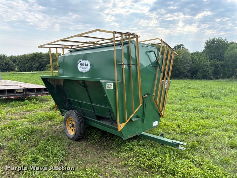 King Ag Products Creep Feeder - photo 3