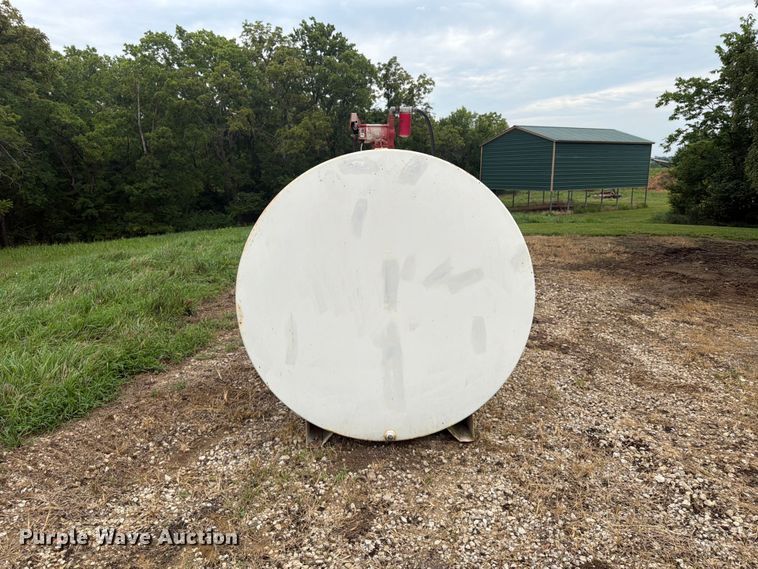 1,000 Gallon Diesel Fuel Tank - photo 3