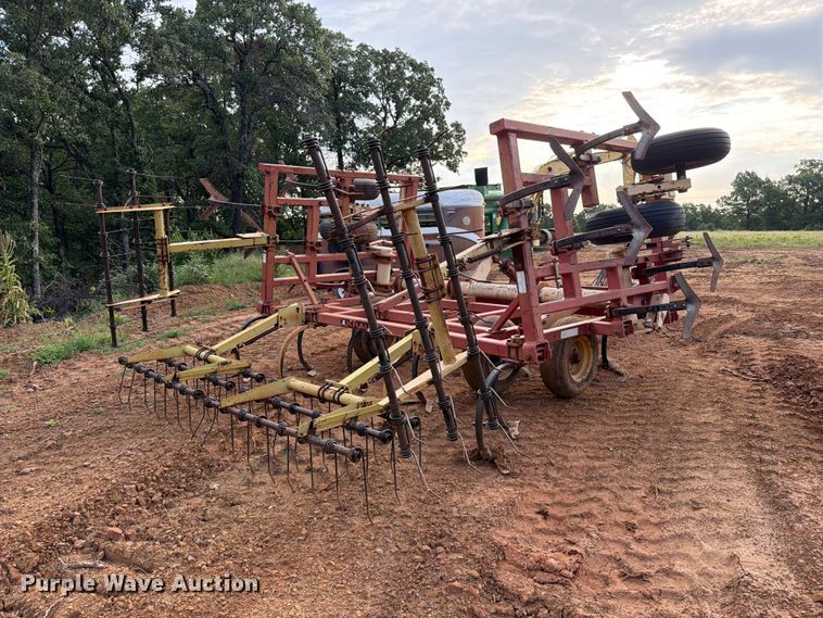 Krause 4320 Field Cultivator - photo 5