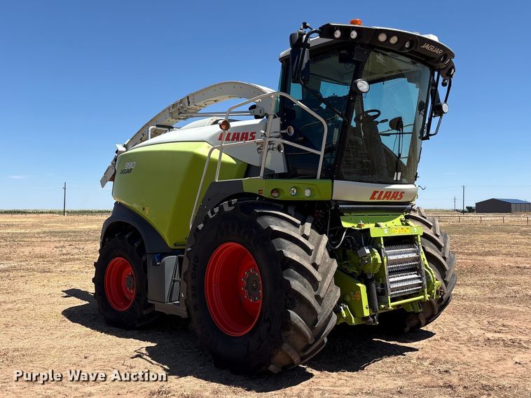 Claas Jaguar 990 Forage Harvester - photo 3