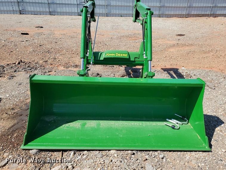 2024 John Deere 520M Loader - photo 2