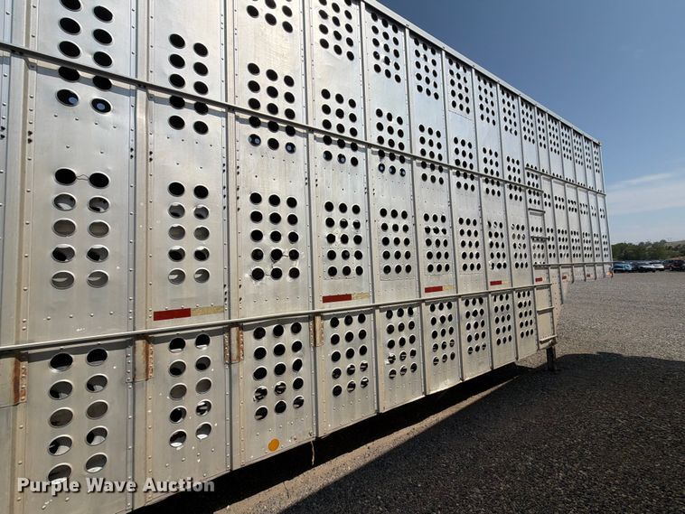 2015 Merritt Livestock Trailer - photo 4