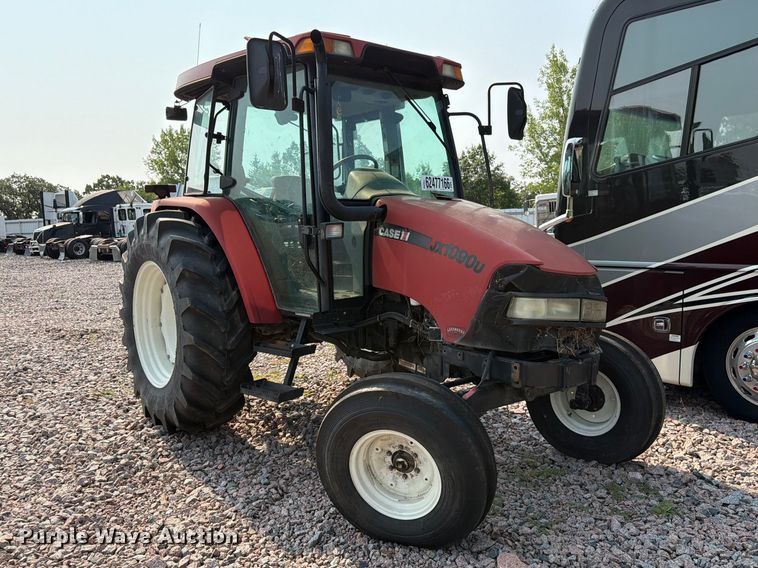 Case IH JX1090U Tractor - photo 3