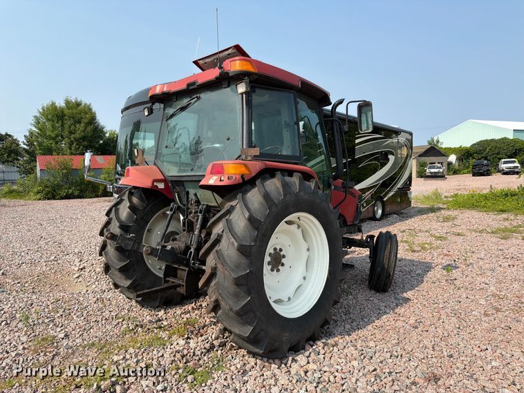 Case IH JX1090U Tractor - photo 5
